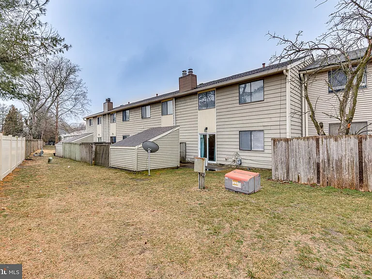 705 Mason Run — Photo 32