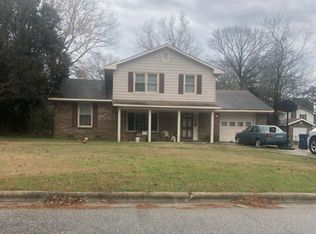 1011 Landau Rd, Fayetteville, NC 28311