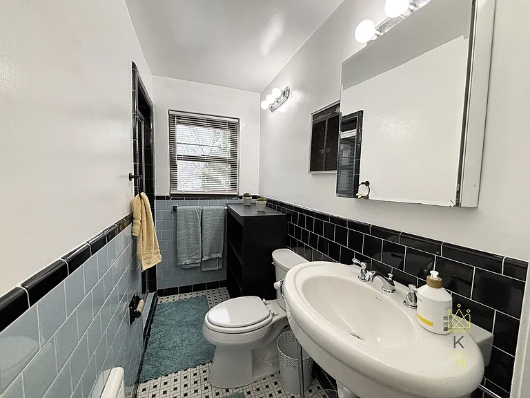 9 Reservoir Rd #1 — Photo 9