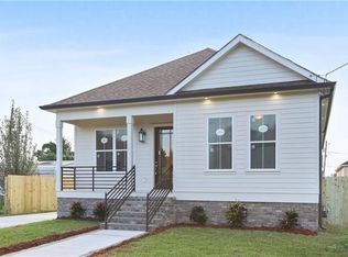 2013 Mehle St, Arabi, LA 70032