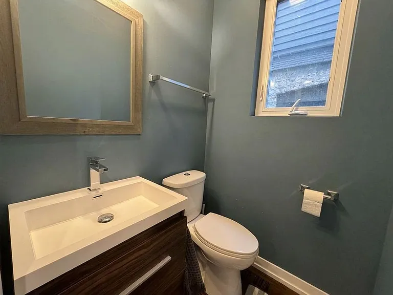 3019 N Christiana Ave — Photo 6
