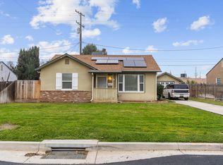 1052 E Apricot Ave, Tulare, CA 93274