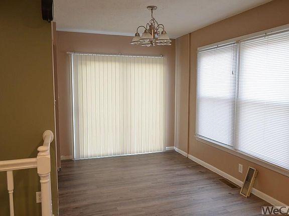 2nd image of 501 W Northern Ave