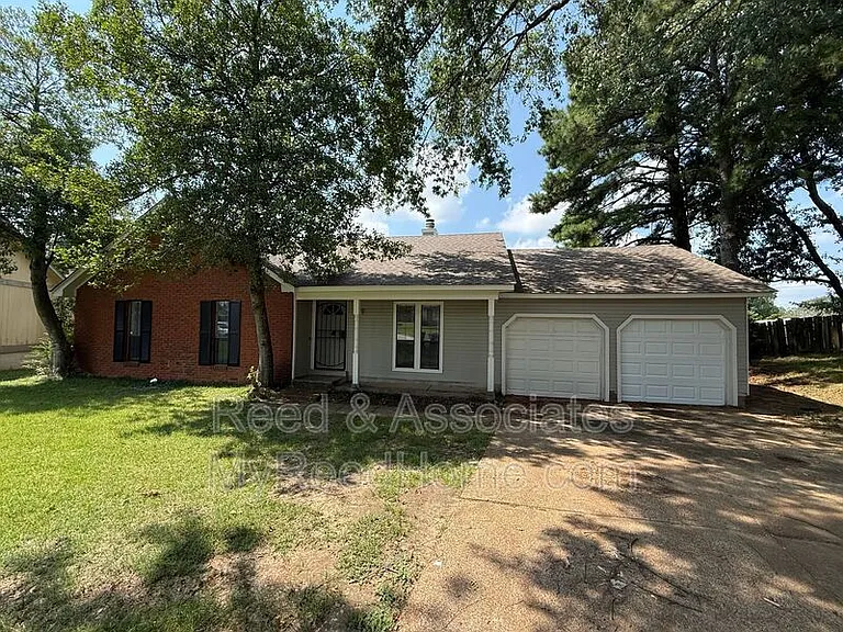 6556 Birch Hollow Dr — Photo 2
