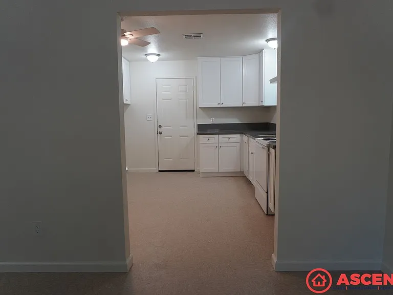 116 Woodrow Ave — Photo 3