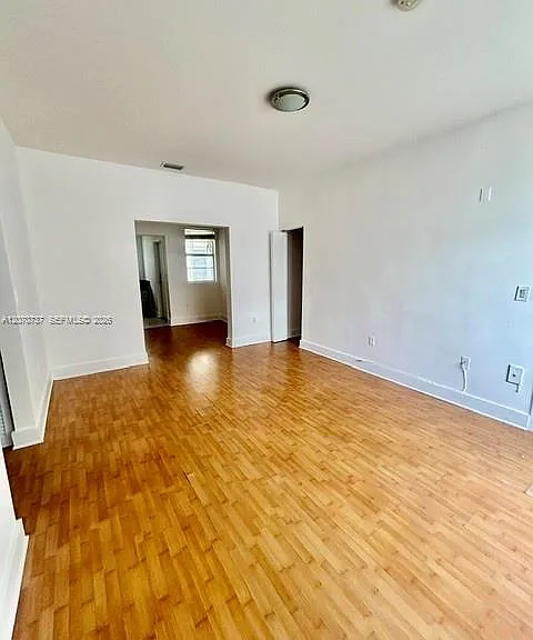 1000 Meridian Ave #18 — Photo 2