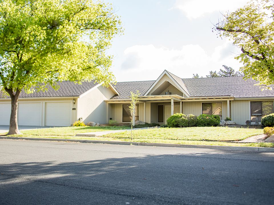 1st image of 1123 Campus Dr