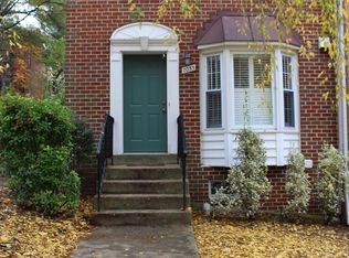 2055 S Glebe Rd, Arlington, VA 22204