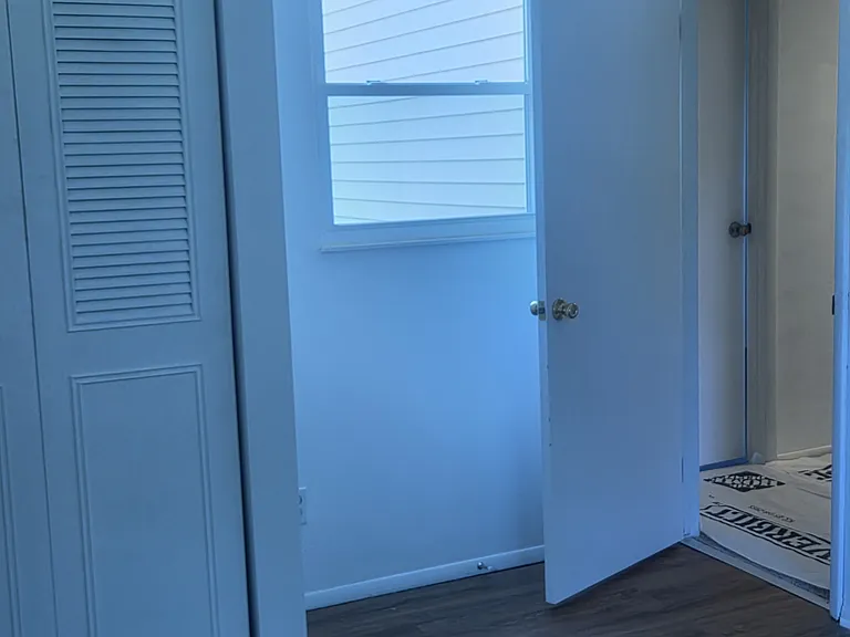 8513 Silver Fox Rd — Photo 17