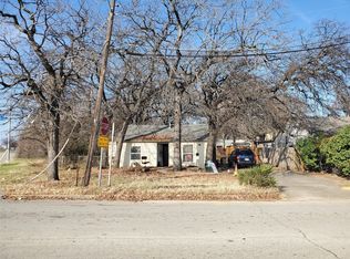 1303 Maxine St, Haltom City, TX 76117