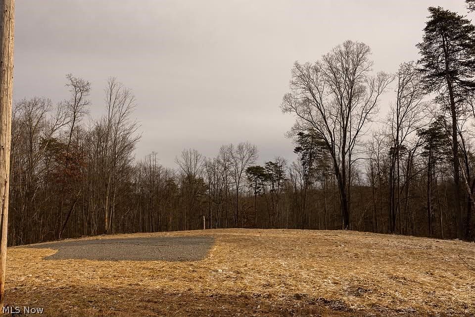 1st image of 352 Holbrook Rd
