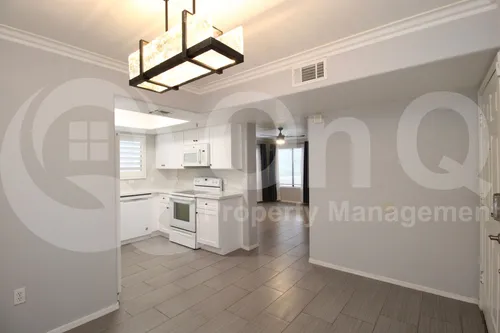 9990 N Scottsdale Rd Photo 1