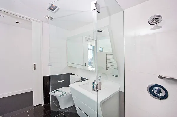 Sold by Keller Williams NYC | media 35