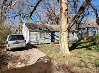 1320 SE Morrison St, Topeka, KS 66605