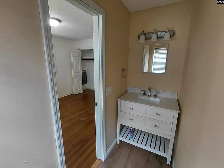 224 Hickory Ridge Dr — Photo 14