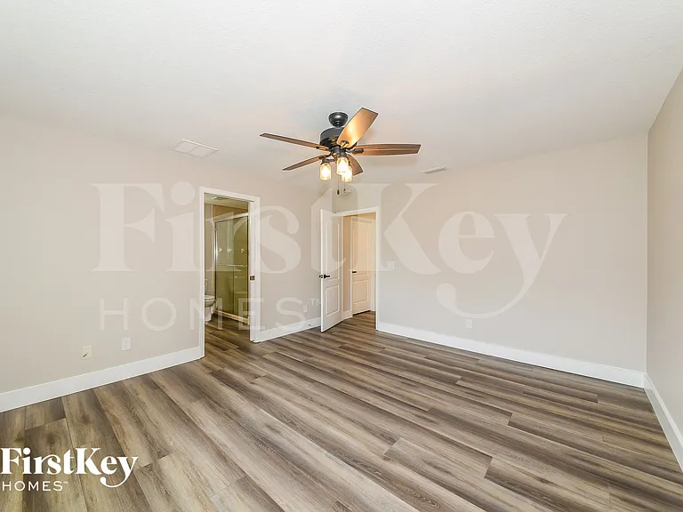 2670 Denicke St — Photo 10