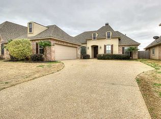 785 Hackberry Dr, Bossier City, LA 71111