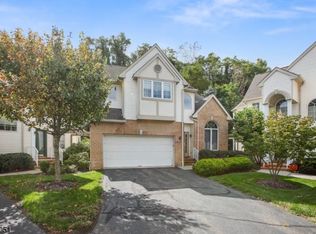 1052 Smith Manor Blvd #27, West Orange, NJ 07052