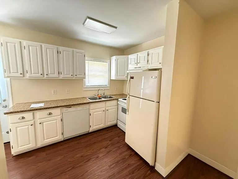 1625 Fourcade St — Photo 5