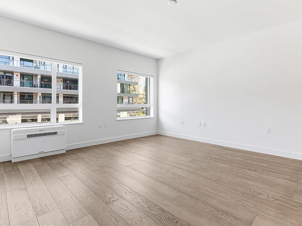 1st image of 3590 W 39th Ave #203
