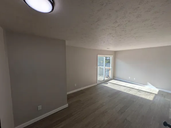 1537 Anderson Ave APT 5, South Bend, IN 46628