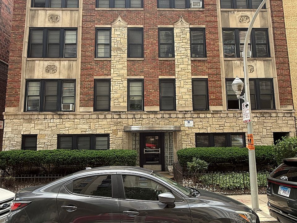 Building Photo 4