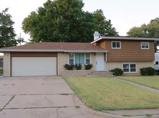 710 Elaine St, Clearwater, KS 67026