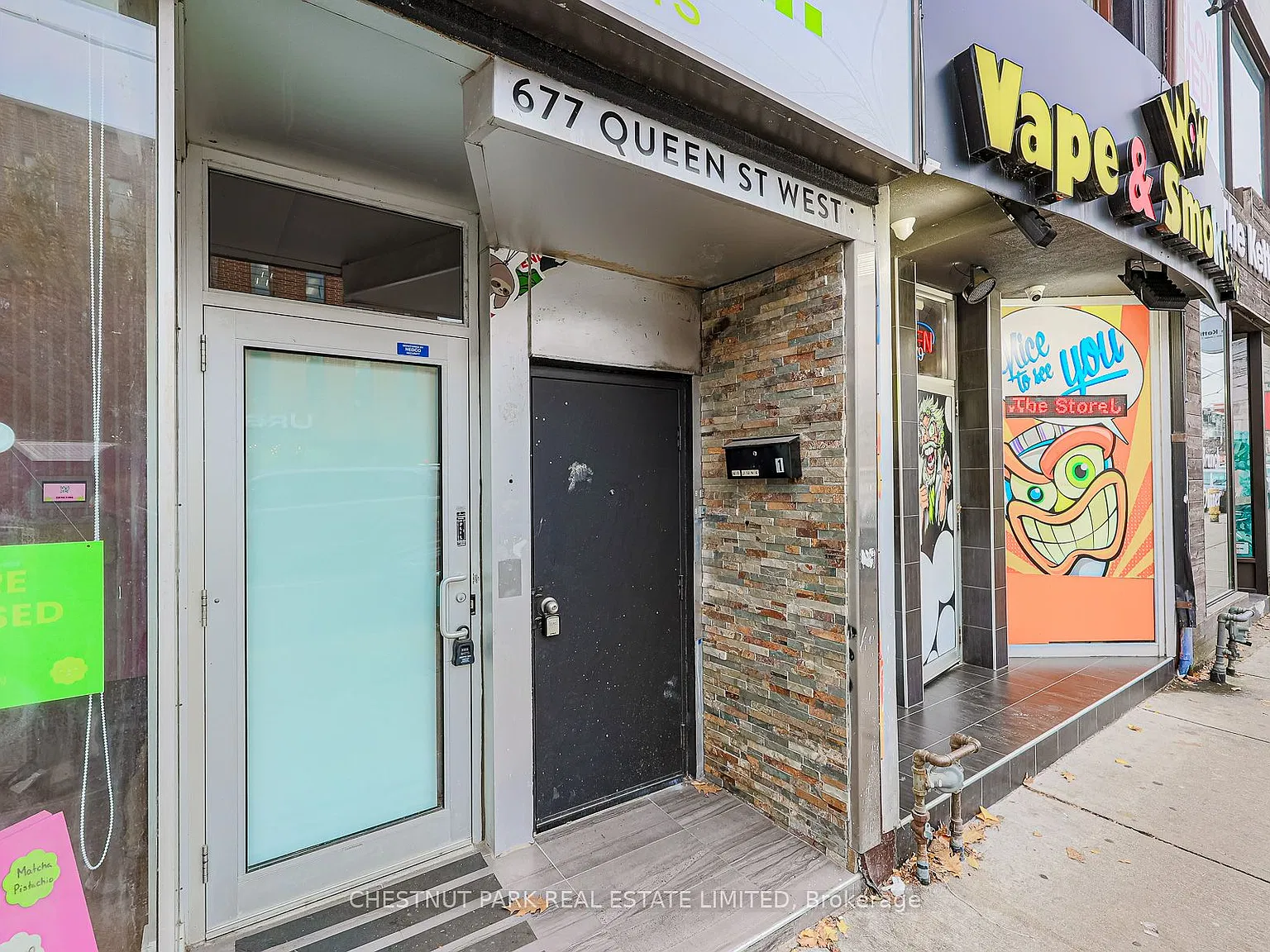 3 bed, $3,000 — Photo 2