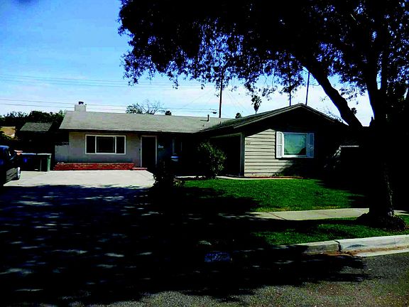 2nd image of 1372 Cardigan Ave