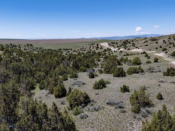 3rd image of 156 Silver Sage Rd