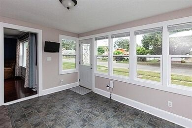 3rd image of 2311 E Grand Ave
