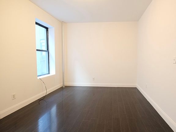 5th image of 629 W 135th St #24A