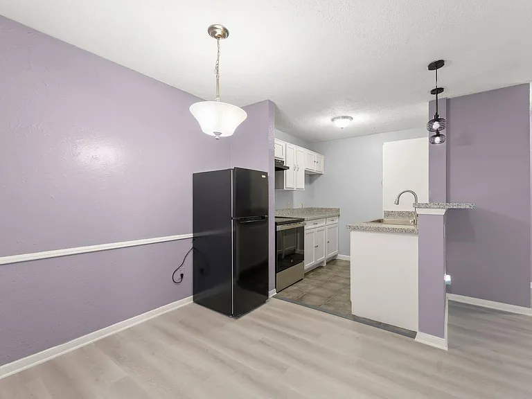 2121 Hepburn St #1216 — Photo 9
