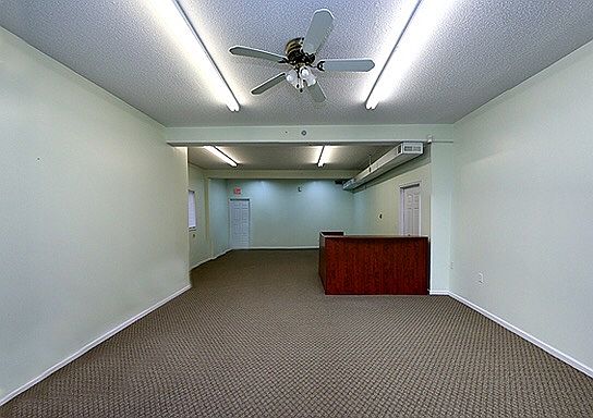 Building Photo 3