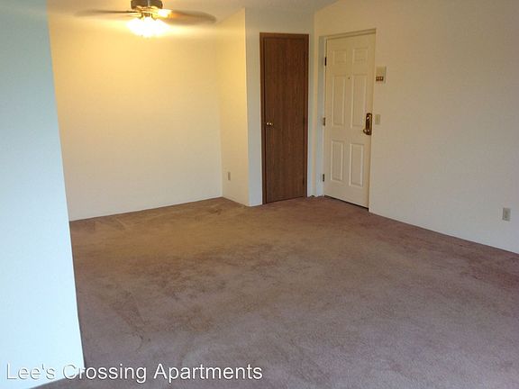 2nd image of 5355 Lees Crossing Dr APT 9