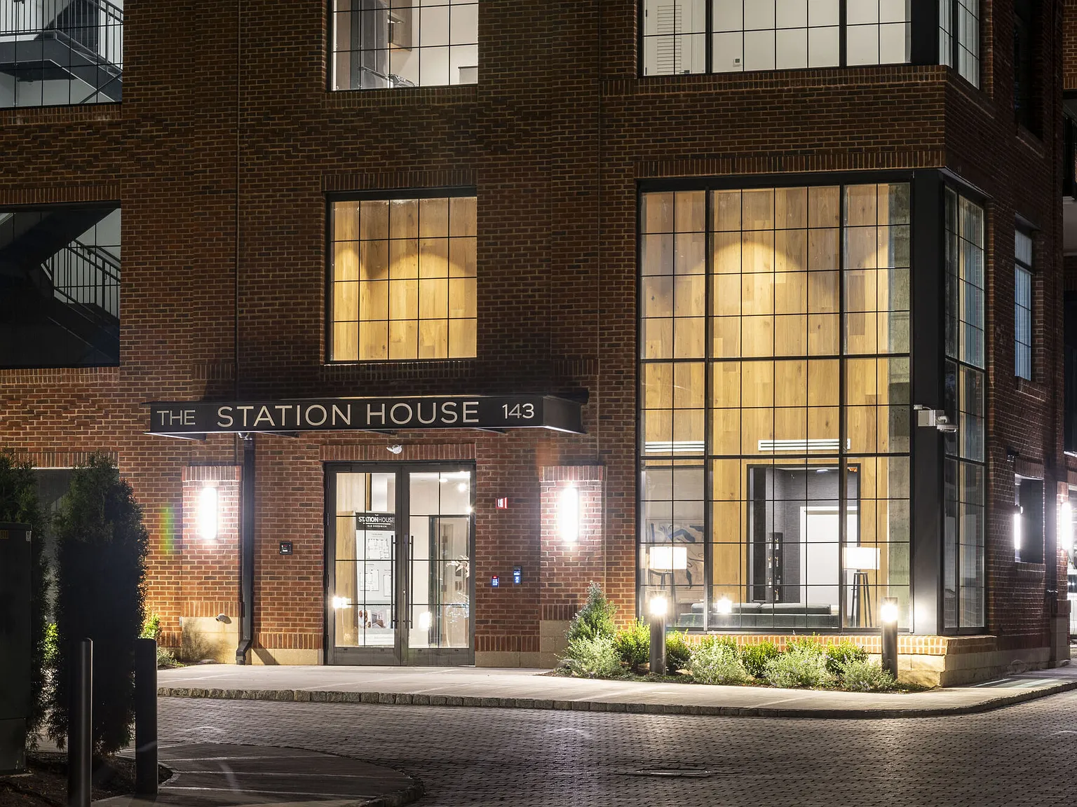 The Stationhouse in Greenwich — Photo 4