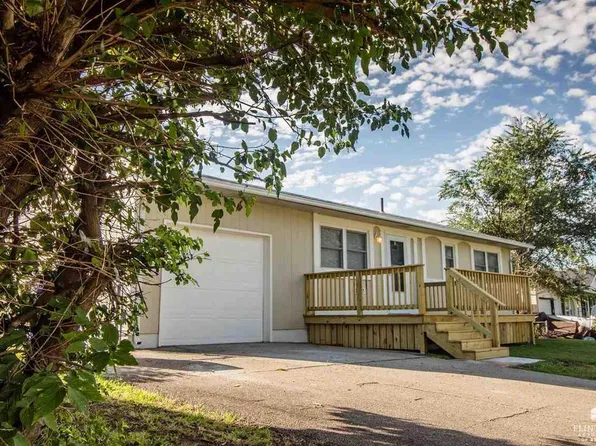 1505 Hale Dr, Junction City, KS 66441