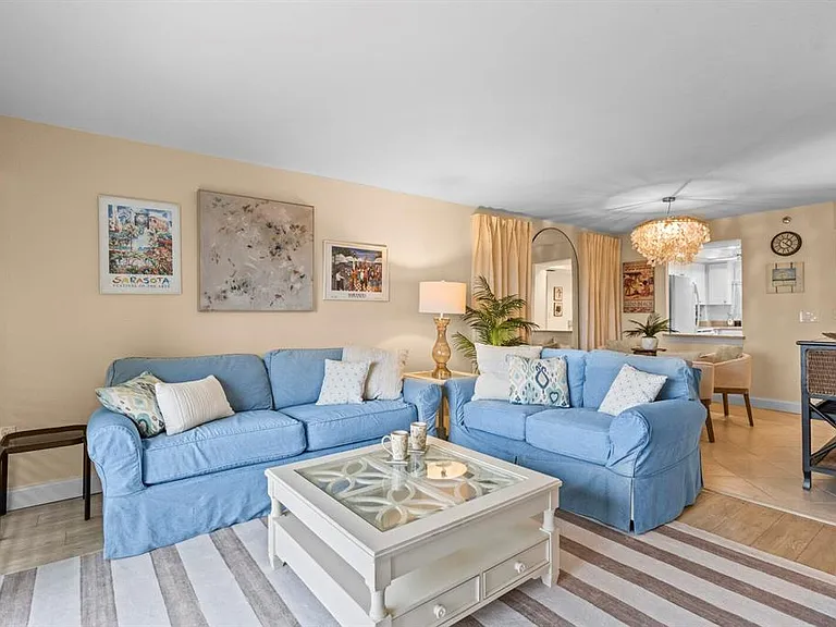 1001 Benjamin Franklin Dr #512 — Photo 14