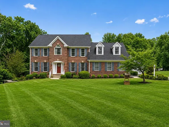 1110 Somerset Ln, Owings, MD 20736