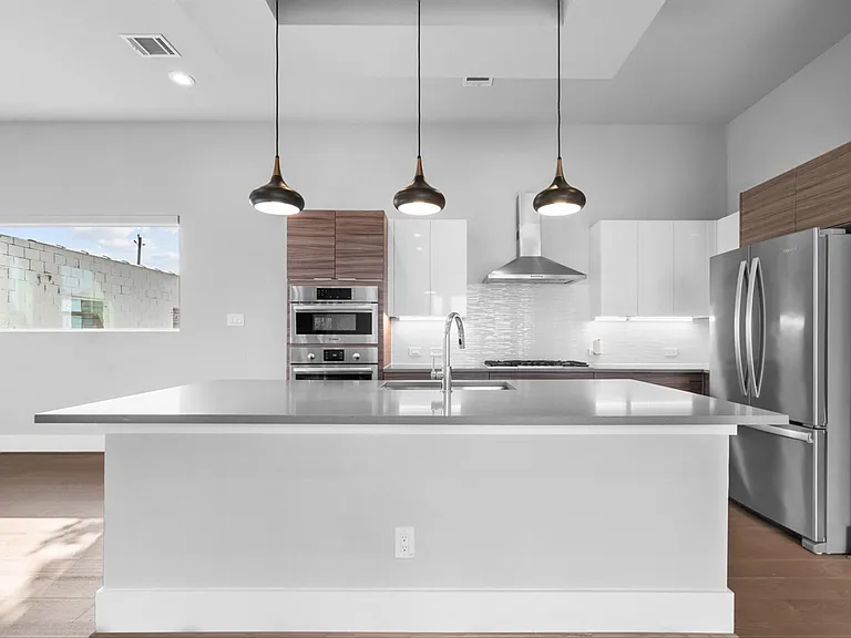 1621 Wheeler St #E — Photo 12