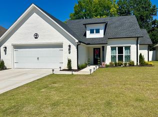 12 Kingston Creek Dr, Jackson, TN 38305