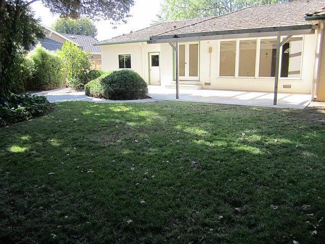1st image of 565 Arboleda Dr