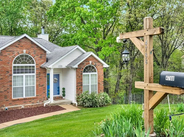 4788 Wilbert Rd, High Ridge, MO 63049