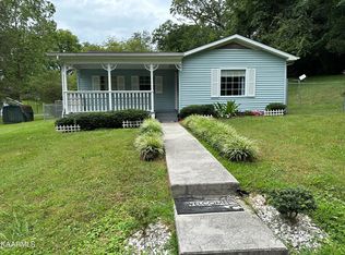 201 White St, Clinton, TN 37716