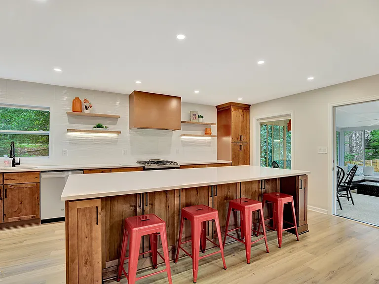 213 Oakmount Dr #FURNISHED — Photo 11