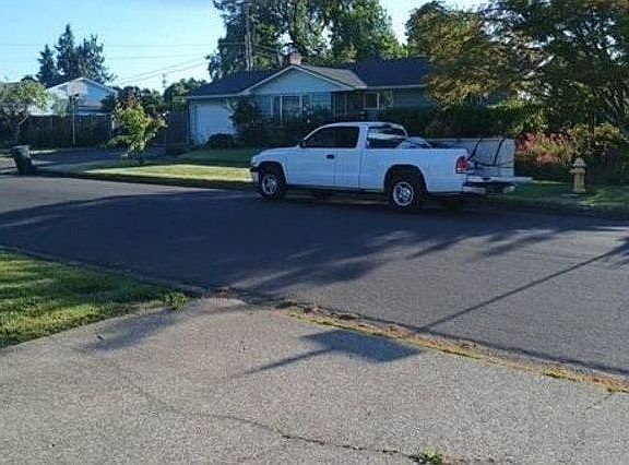 3rd image of 2425 Grovedale Dr