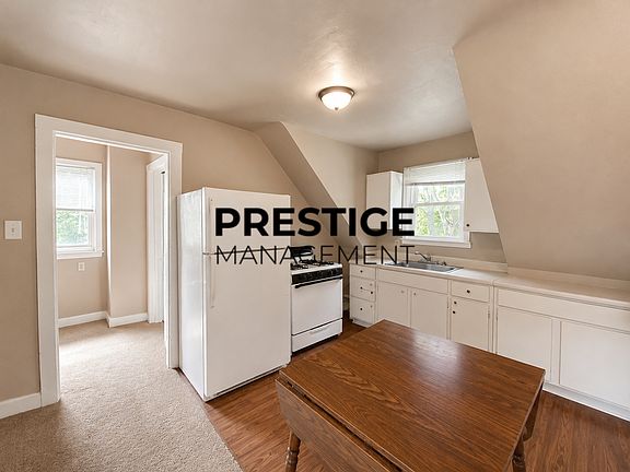 4th image of 401 Center St #80910B986