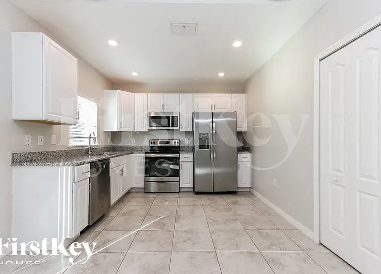 1810 SW Effland Ave — Photo 7