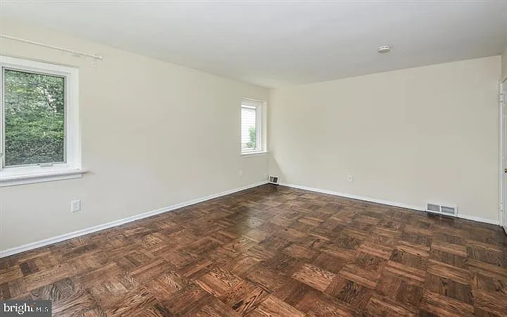 8104 Heacock Ln — Photo 16