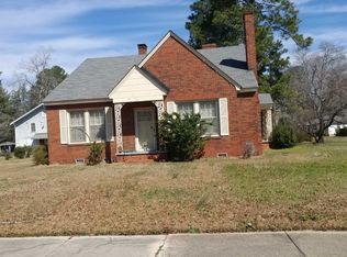 346 E Covington St, Laurinburg, NC 28352